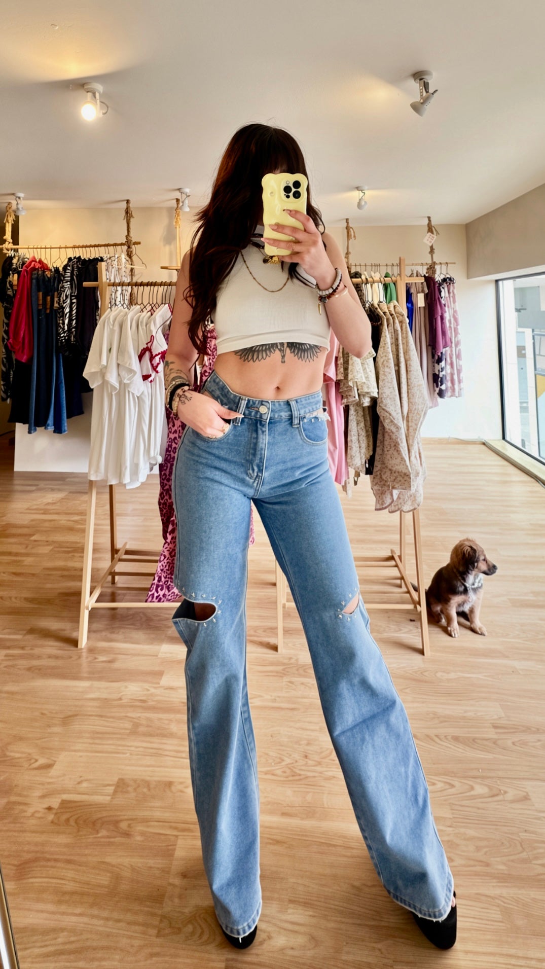 Cut-out jean