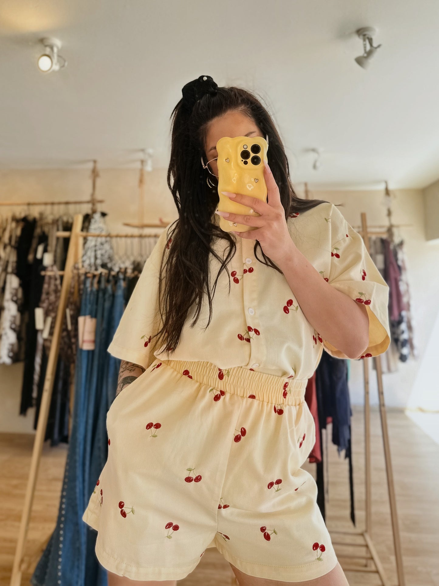 Cherry set jean