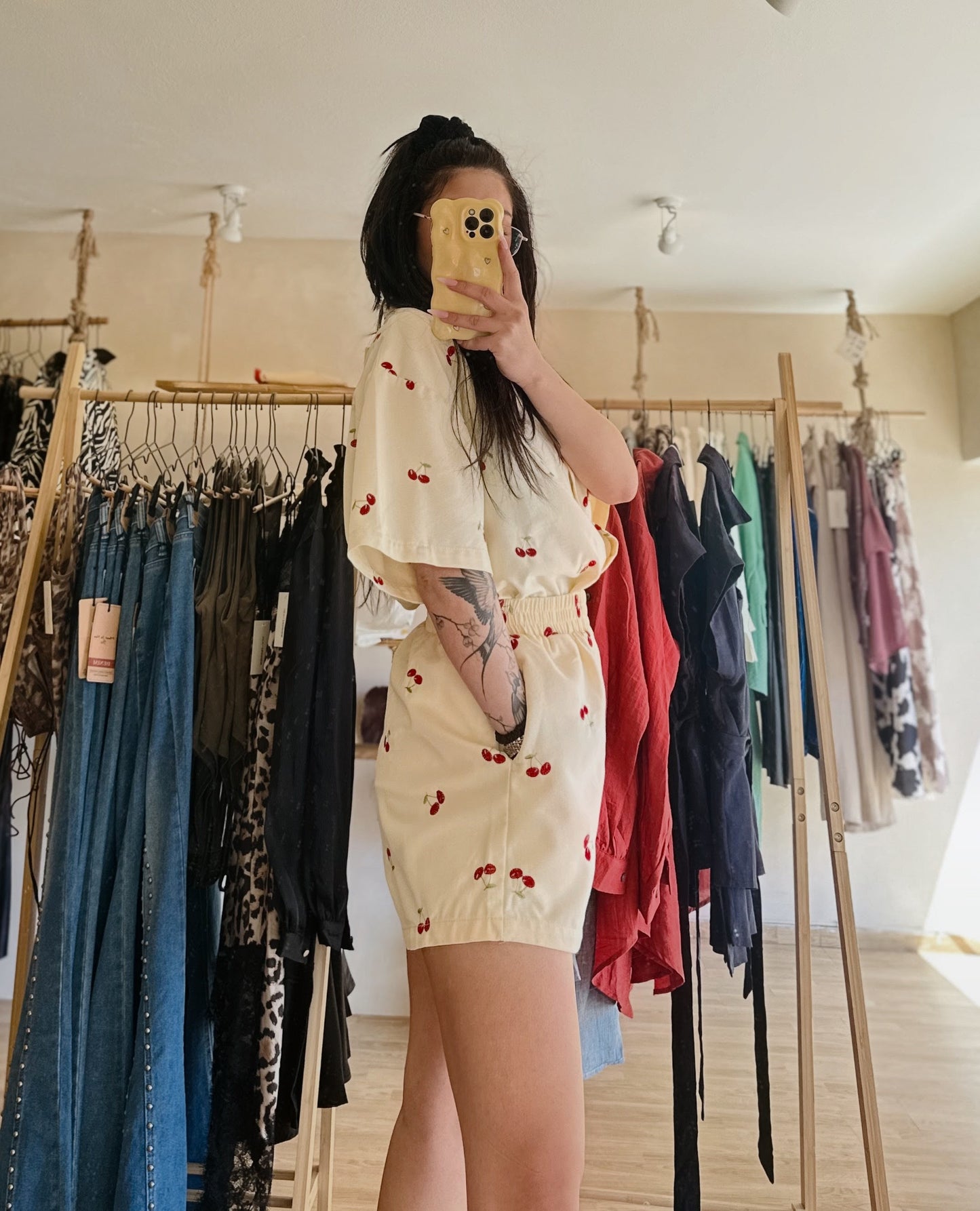 Cherry set jean